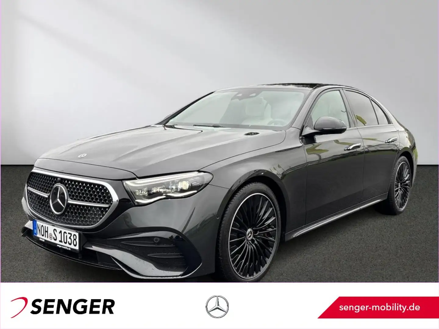 Mercedes-Benz E 220 d 4M AMG Night Distronic Panorama AHK 360° Grijs - 1