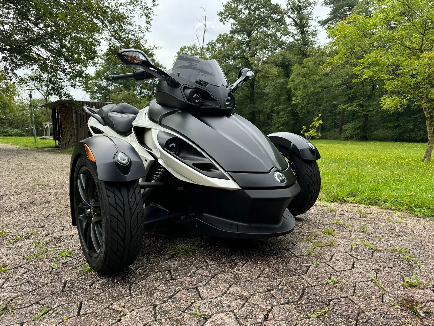 Can-Am Spyder RS Bianco - 1