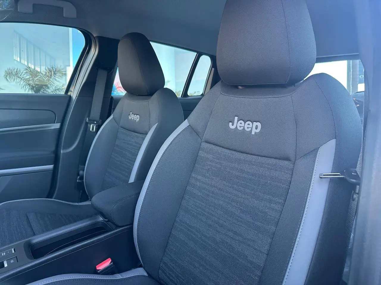Jeep Avenger 2026 — фото 10