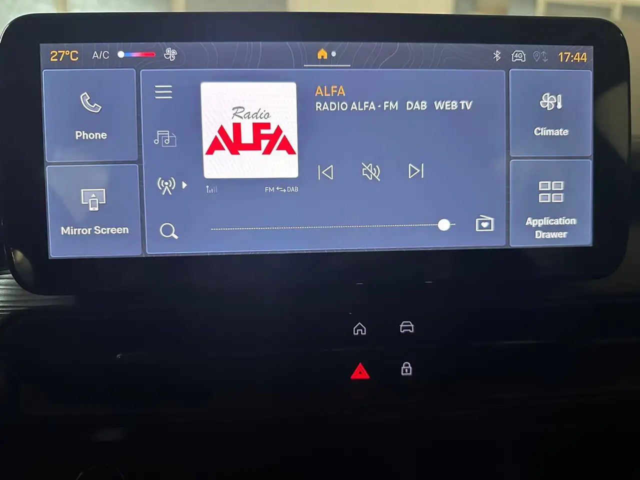 Jeep Avenger 2026 — фото 11