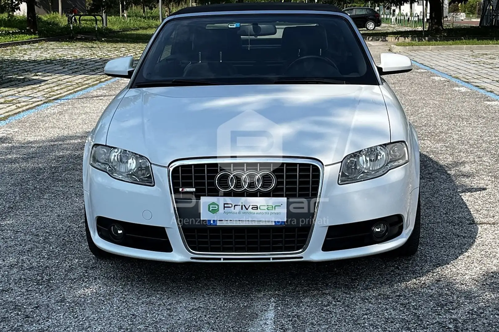 Audi A4 A4 Cabriolet 2.0 TDI F.AP. Top plus Weiß - 2