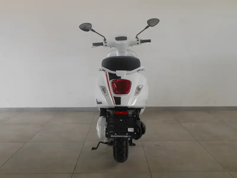 Vespa Sprint S 125 - foto 3