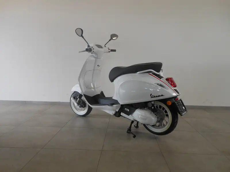 Vespa Sprint S 125 - foto 4