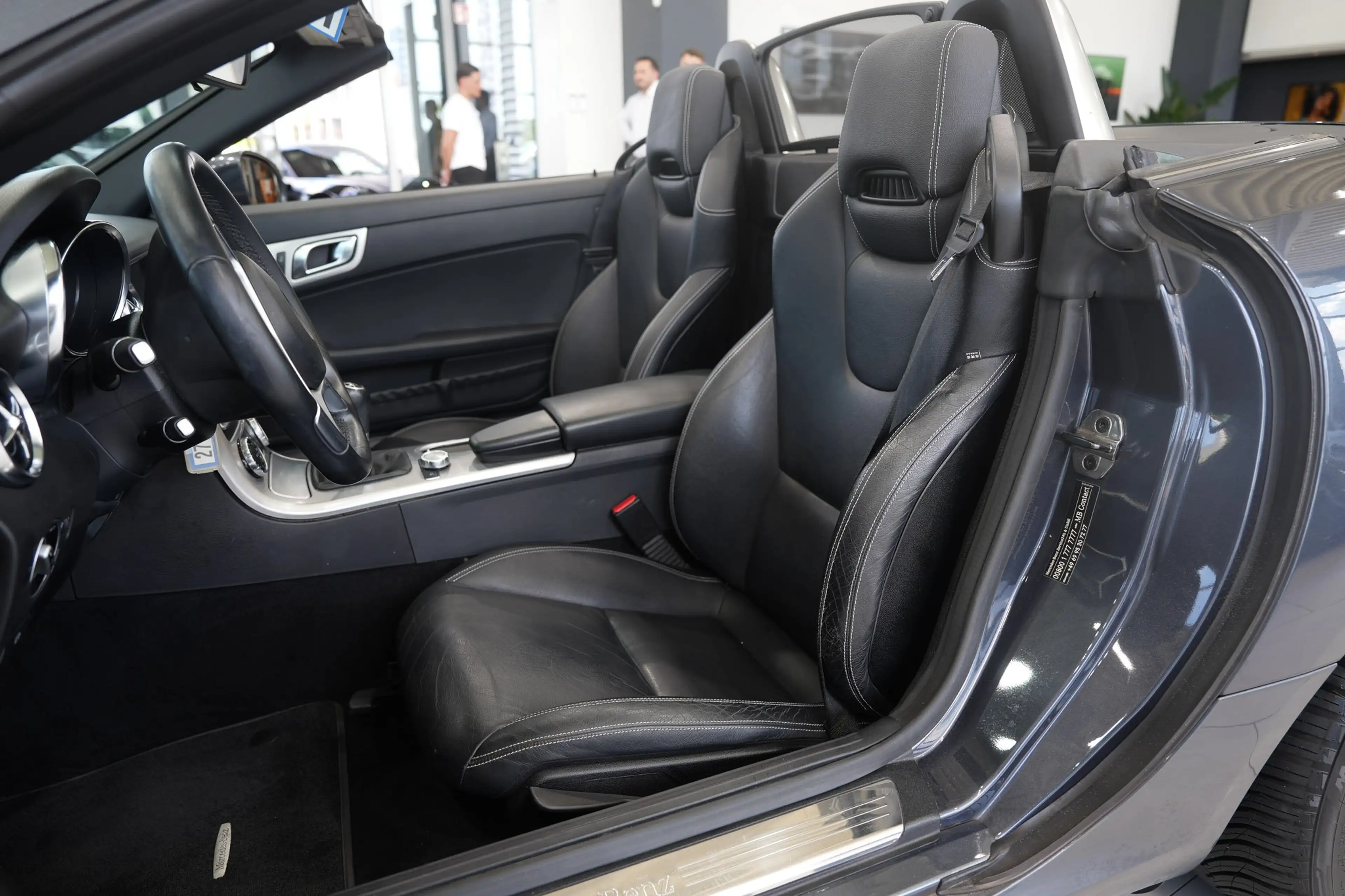 Mercedes-Benz SLK 200 Roadster*SPORT-FAHRWERK*6-GANG*NAPPA* — photo 13