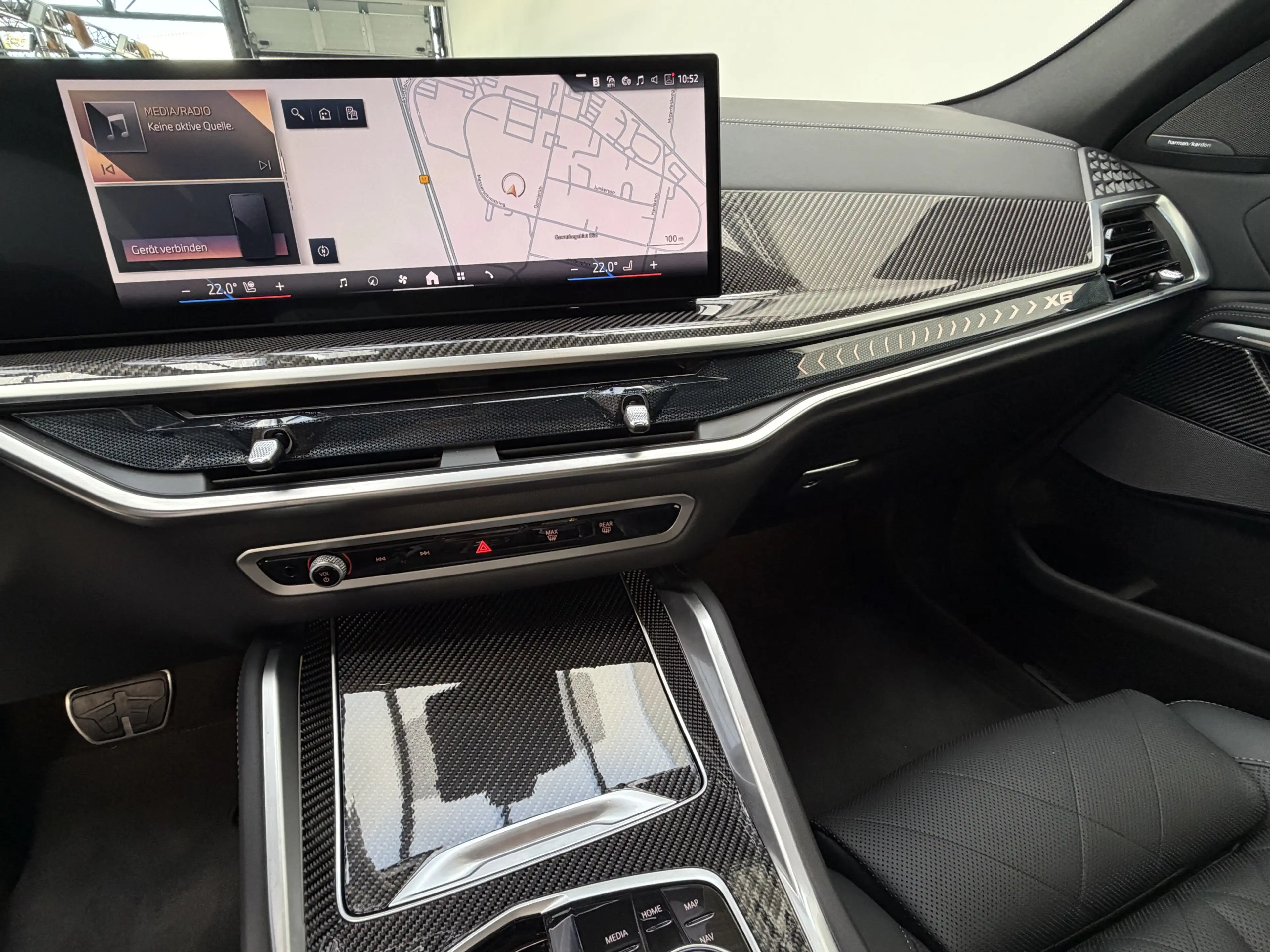 BMW X6 xDr40d M Sport Pro 22Zoll AHK Pano Sitzlüft. — photo 9