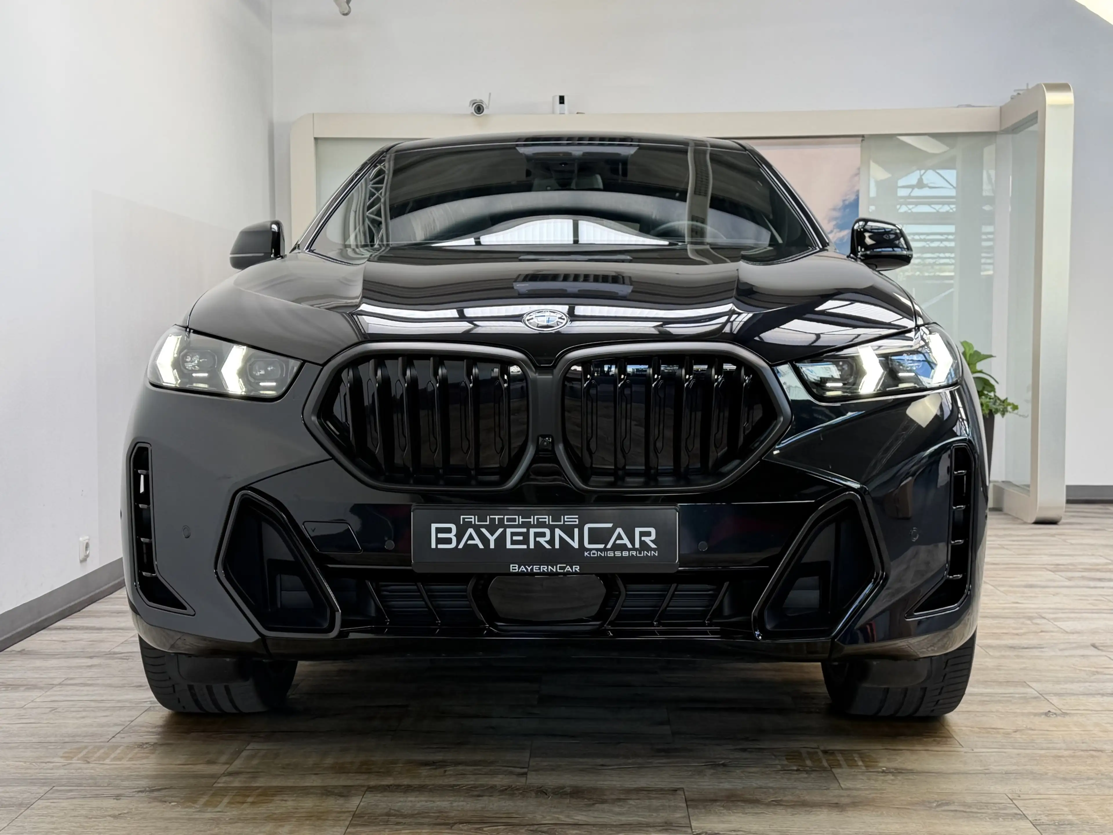 BMW X6 xDr40d M Sport Pro 22Zoll AHK Pano Sitzlüft. — photo 2