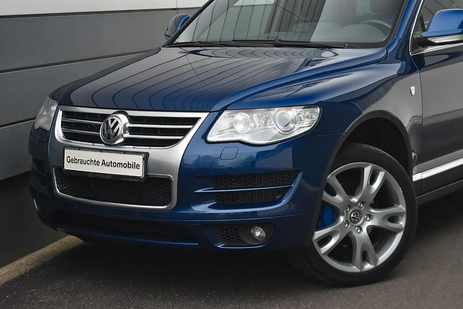 Volkswagen Touareg 3.0 V6 TDI*R-Line! Individual! AHK! BRD* Blau - 1