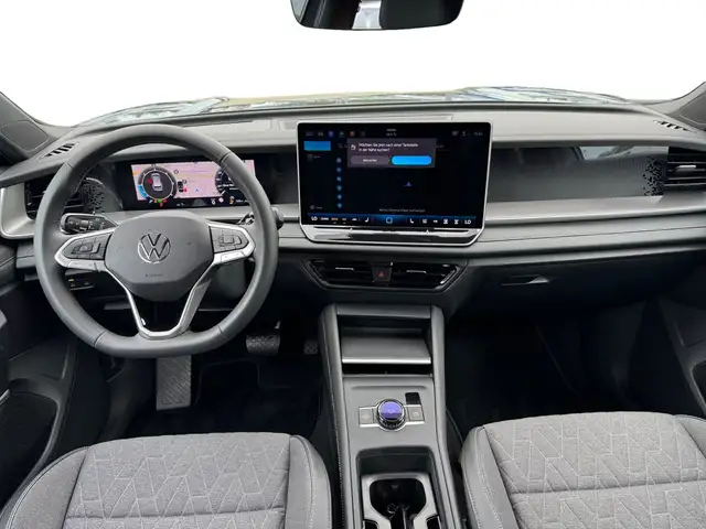 Volkswagen Tayron view 8