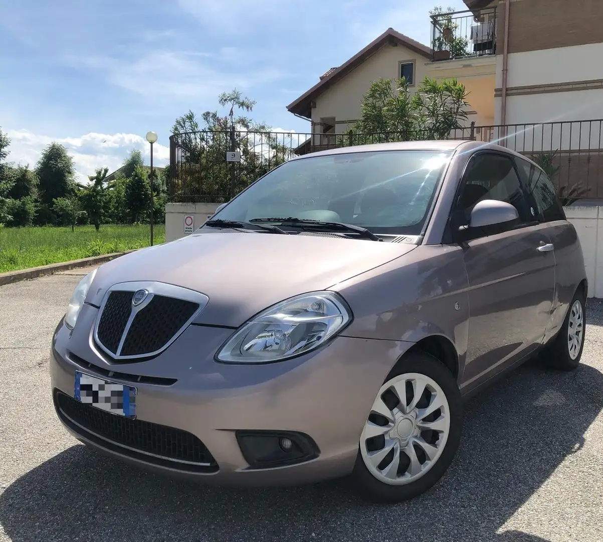 Lancia Ypsilon 1.4 Ecochic GPL/Benzina - 1