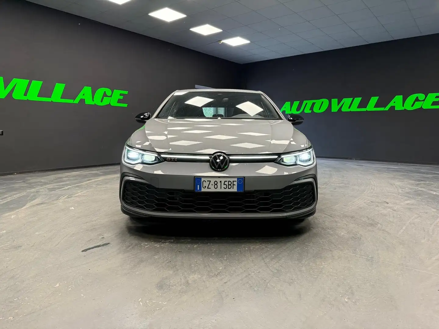 Volkswagen Golf GTI 2.0 tsi 245cv dsg Gris - 2
