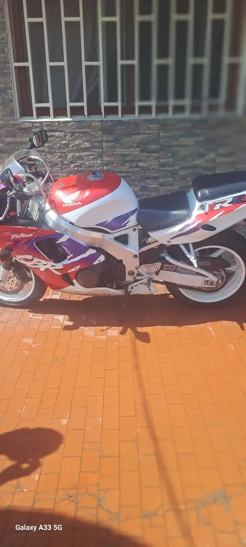 Honda CBR 900 RR Firebled sport Rouge - 1