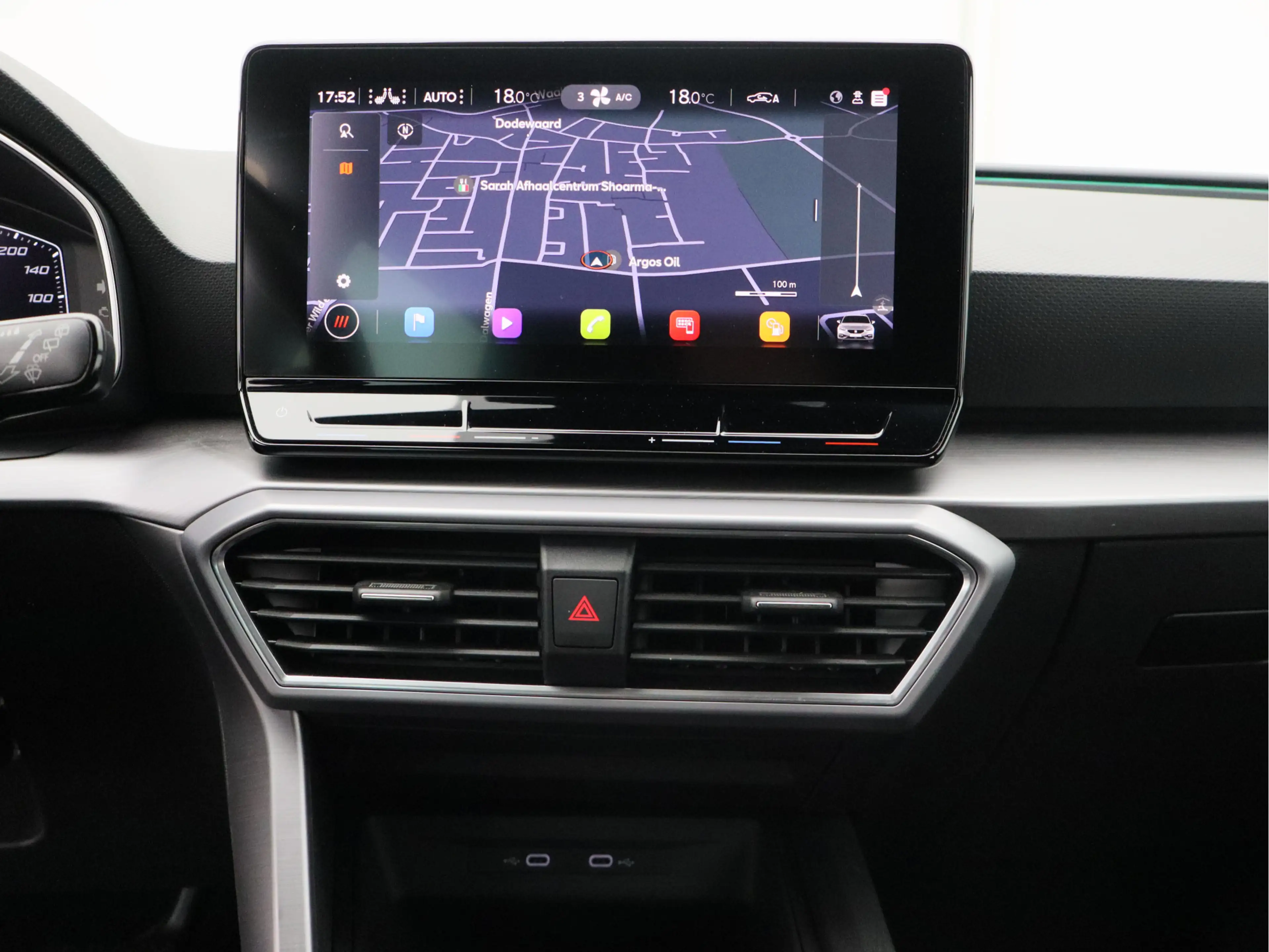 SEAT Leon Sportstourer 1.5 eTSI FR Business Intense/ lage km — photo 30