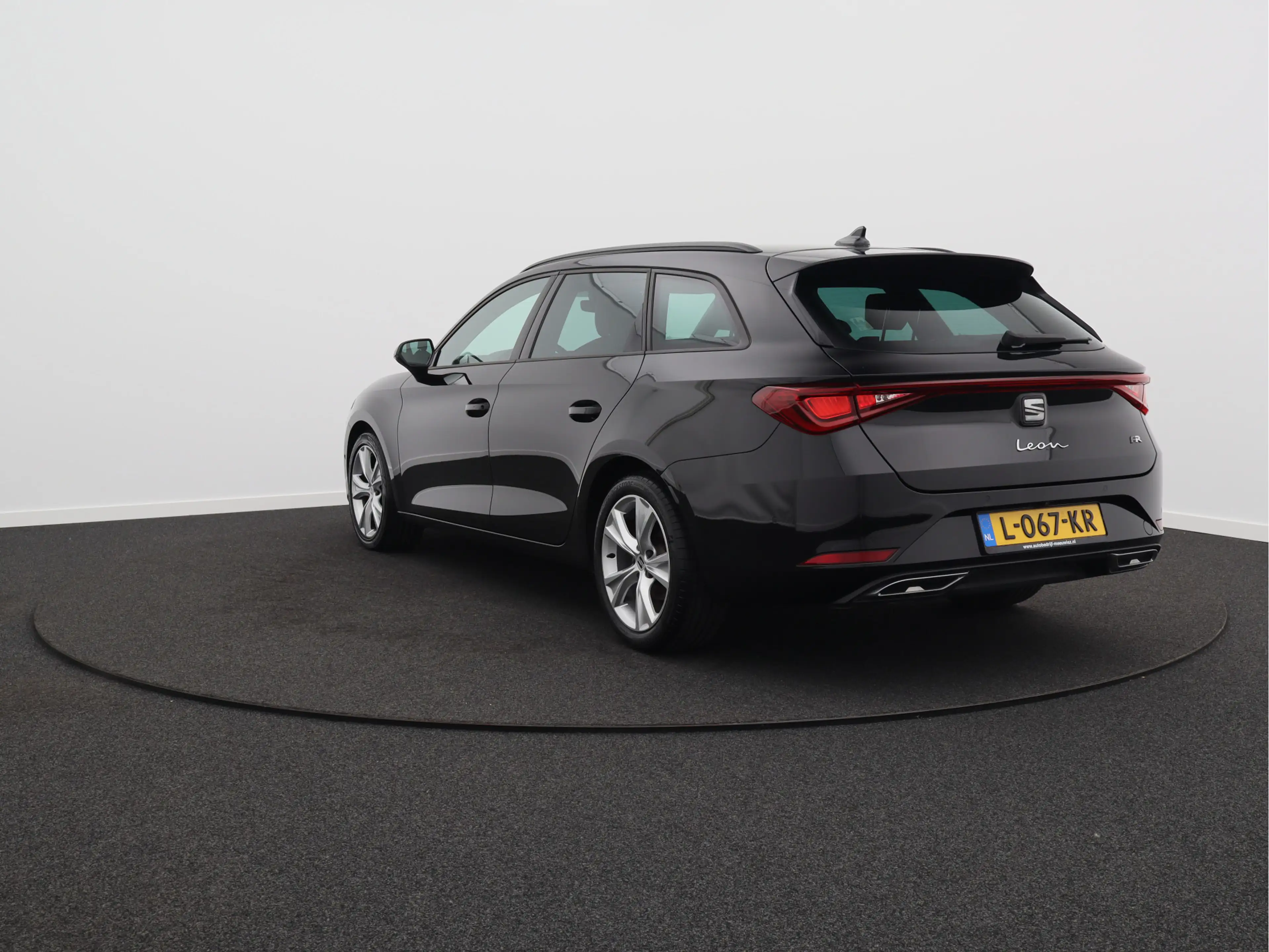 SEAT Leon Sportstourer 1.5 eTSI FR Business Intense/ lage km — photo 14
