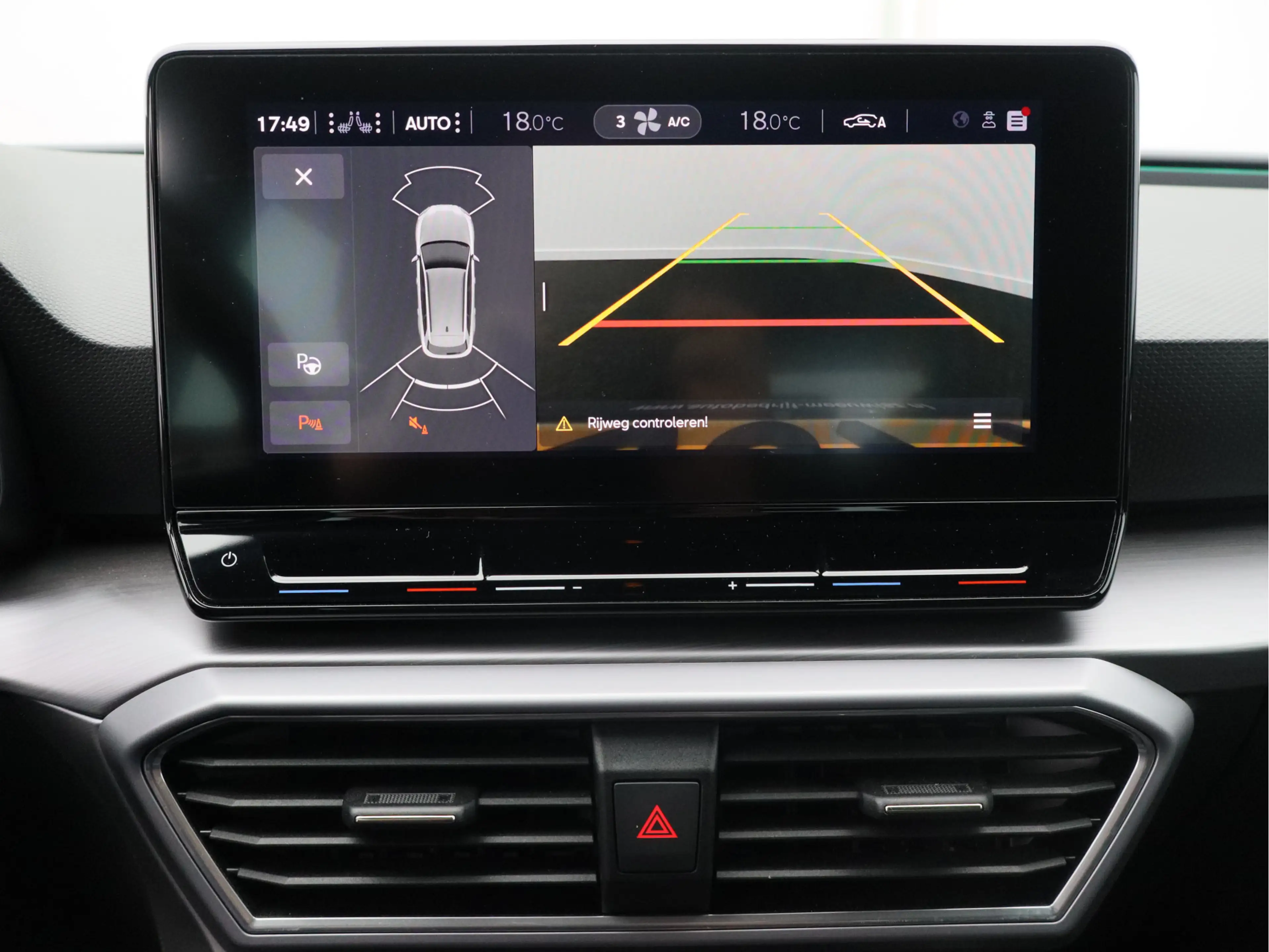 SEAT Leon Sportstourer 1.5 eTSI FR Business Intense/ lage km — photo 3