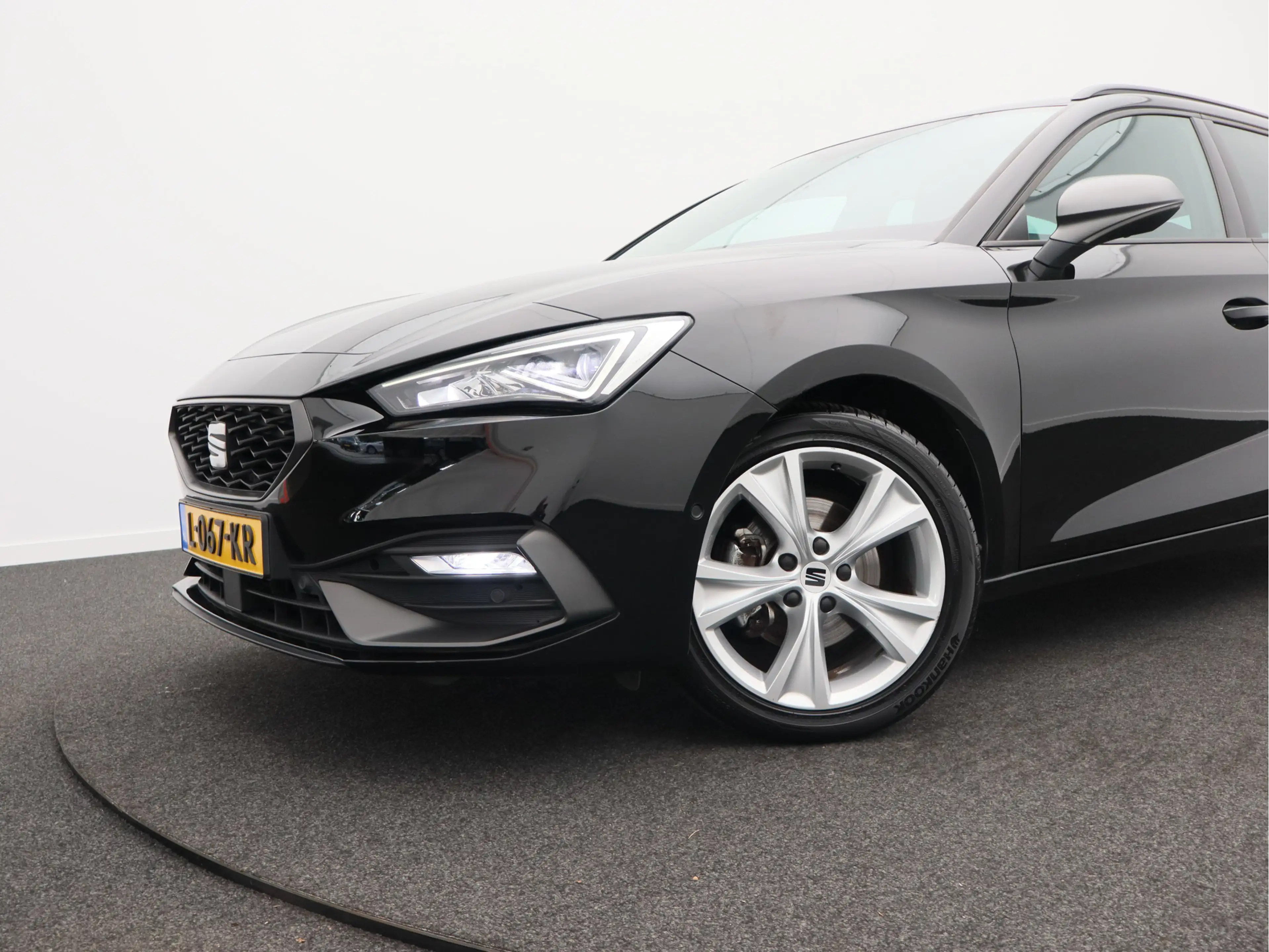 SEAT Leon Sportstourer 1.5 eTSI FR Business Intense/ lage km — photo 33