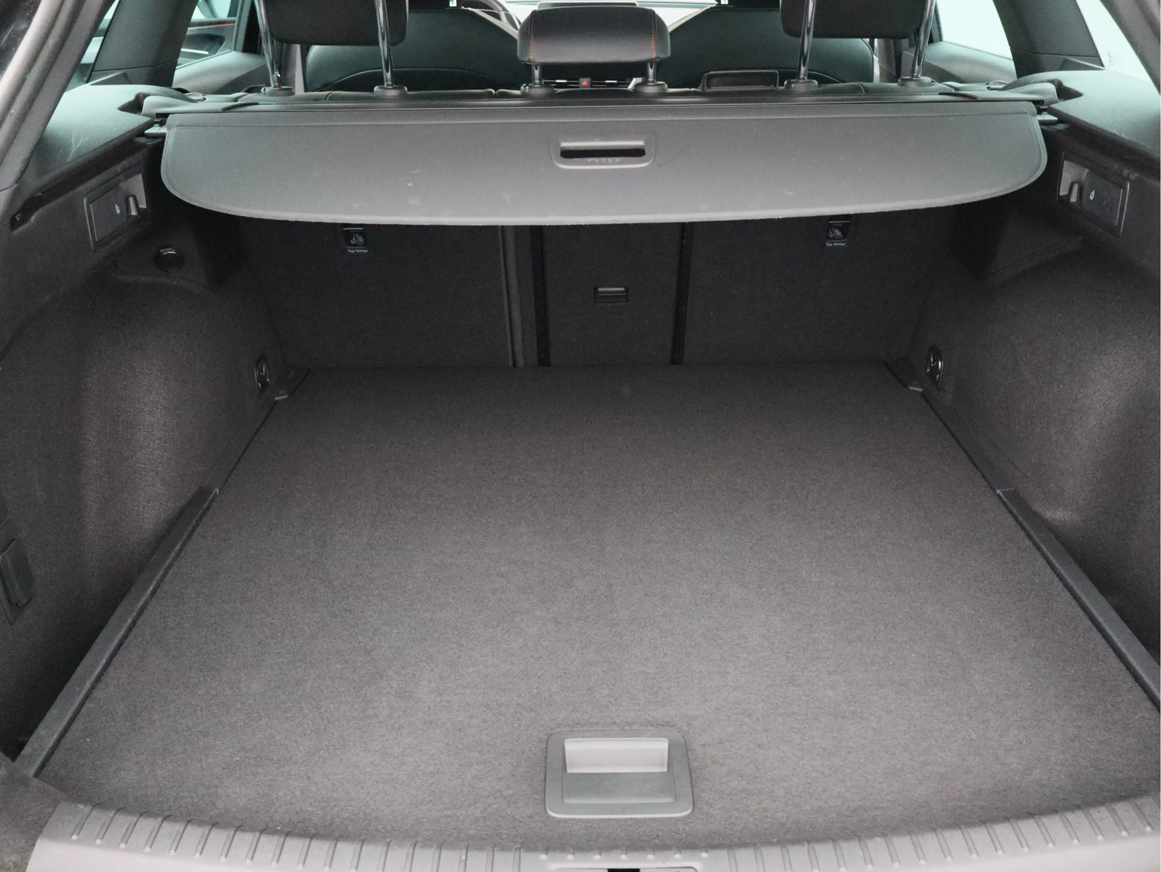 SEAT Leon Sportstourer 1.5 eTSI FR Business Intense/ lage km — photo 16