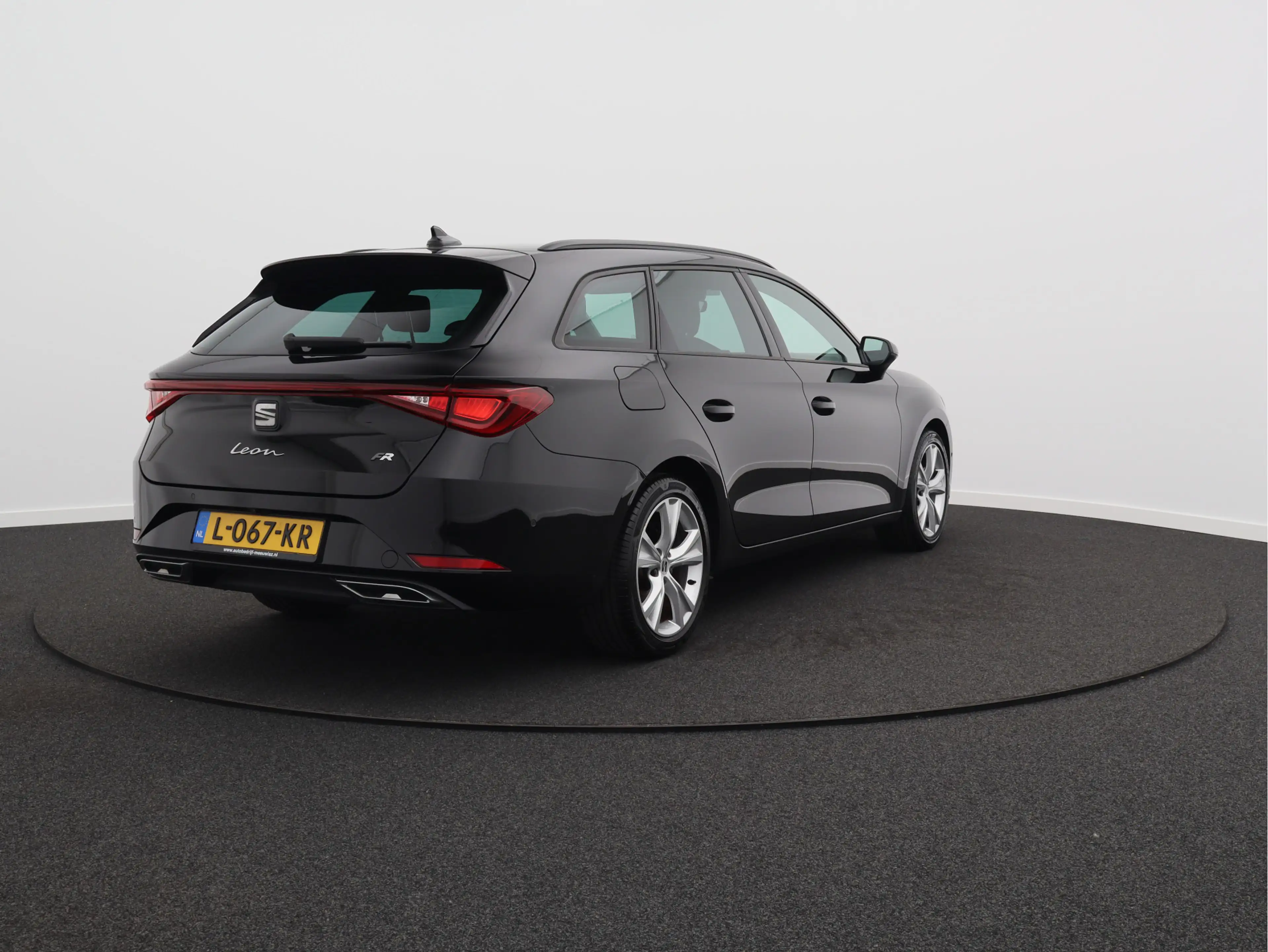 SEAT Leon Sportstourer 1.5 eTSI FR Business Intense/ lage km — photo 18