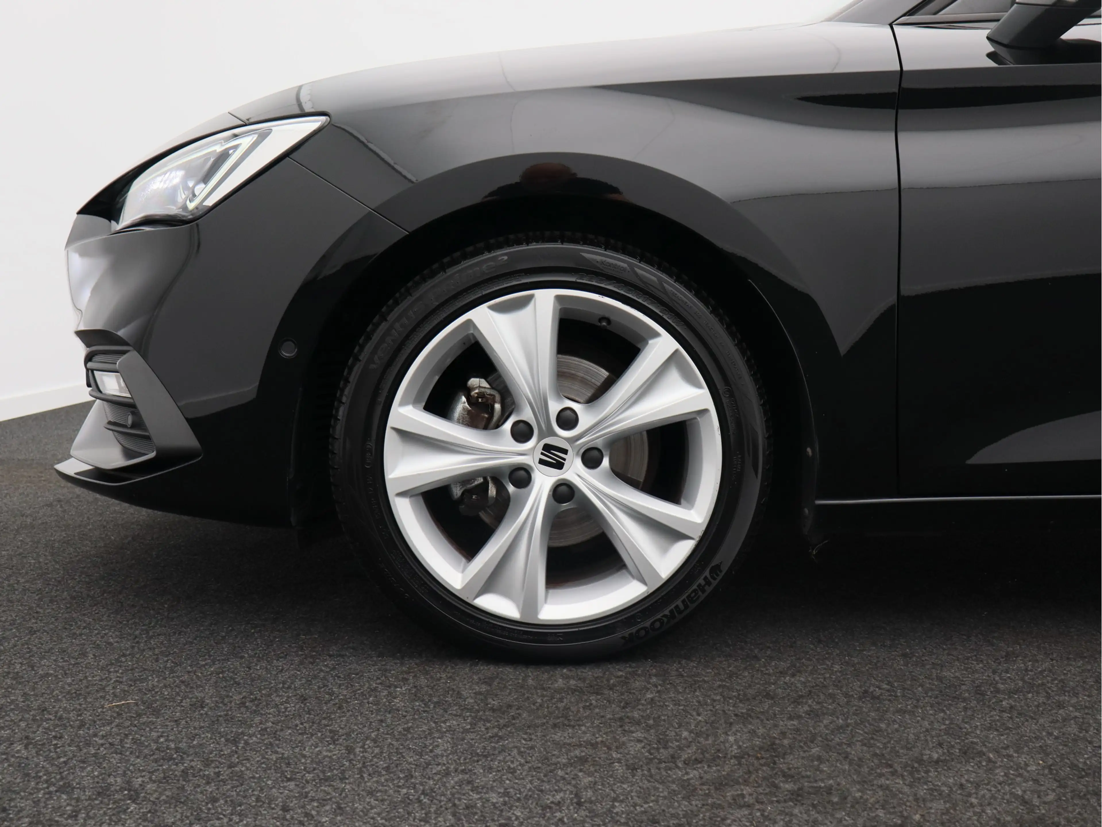 SEAT Leon Sportstourer 1.5 eTSI FR Business Intense/ lage km — photo 11