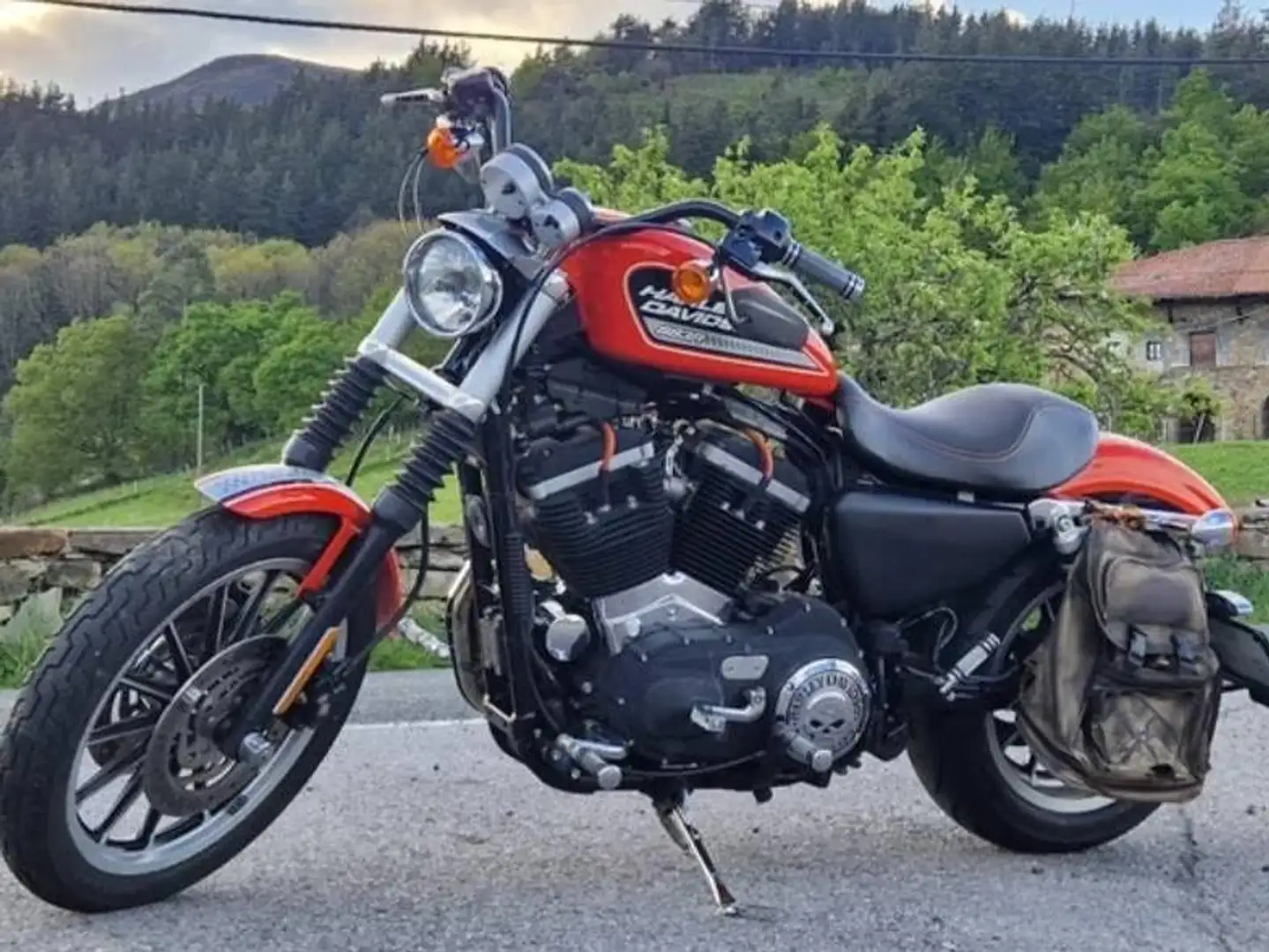 Harley-Davidson Sportster 883 R Naranja - 1