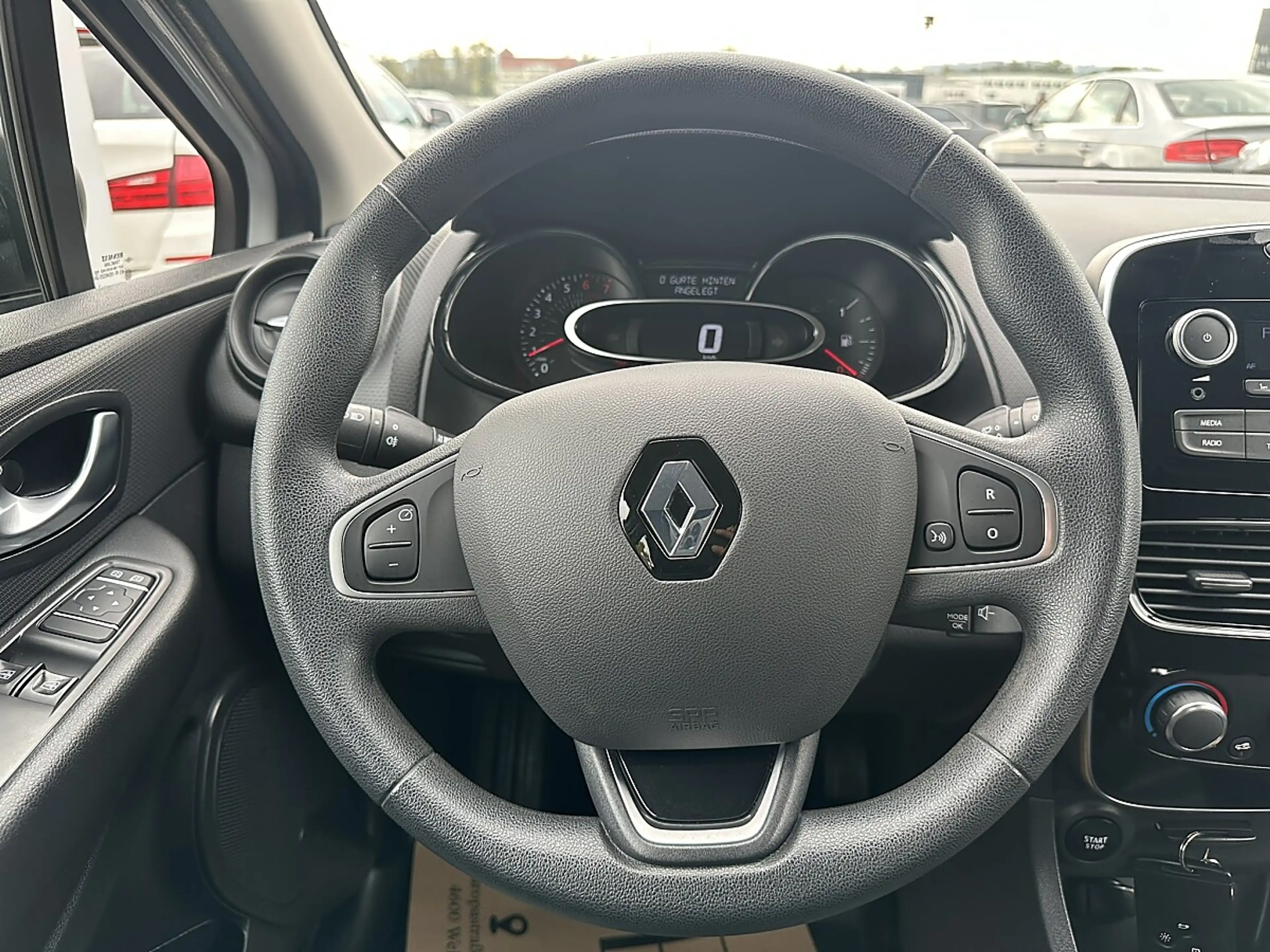 Renault Clio Life TCe 75 *VOLLSTÄNDIGE SERVICEHISTORIE* — photo 8