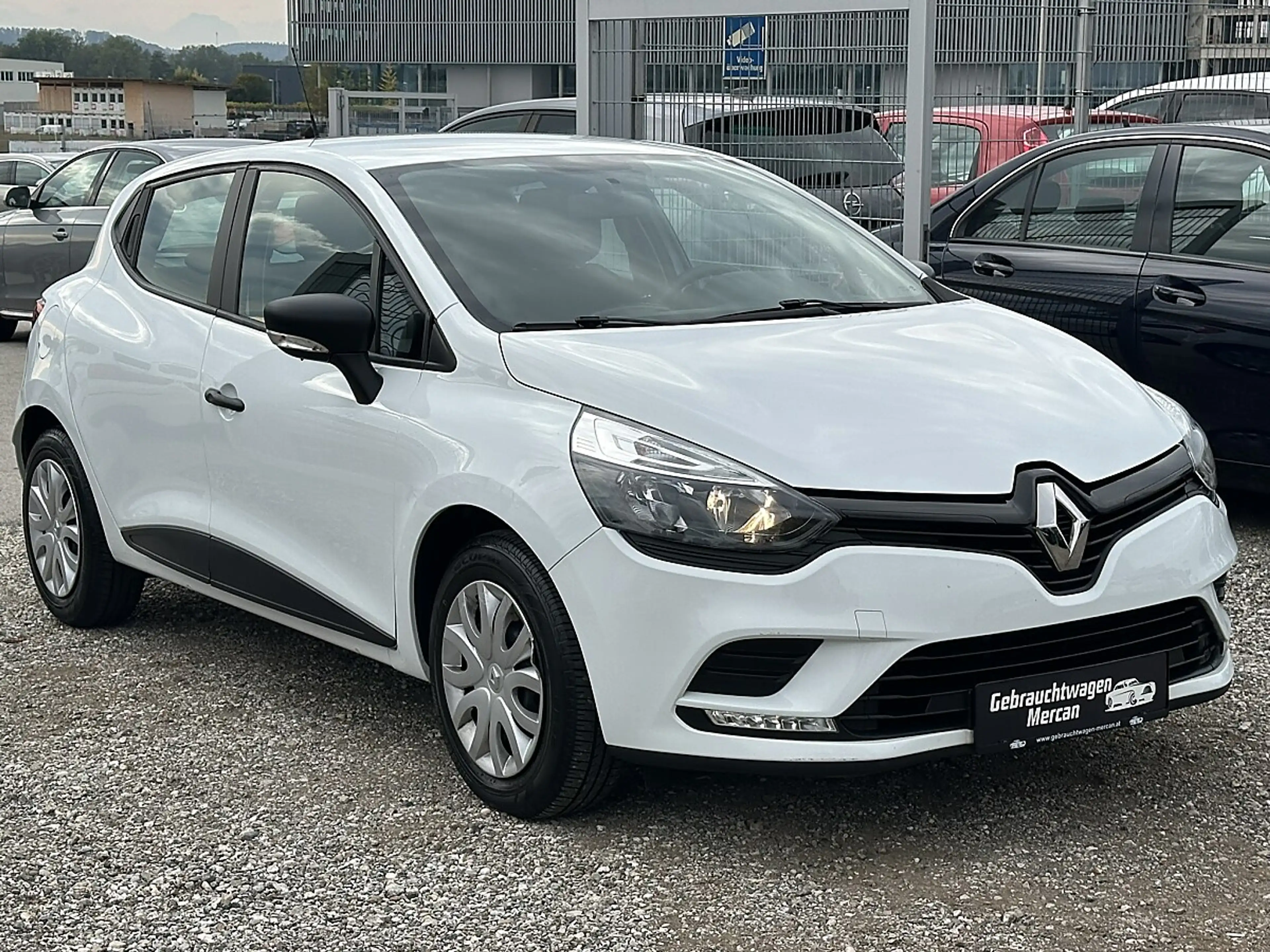Renault Clio Life TCe 75 *VOLLSTÄNDIGE SERVICEHISTORIE* — photo 3