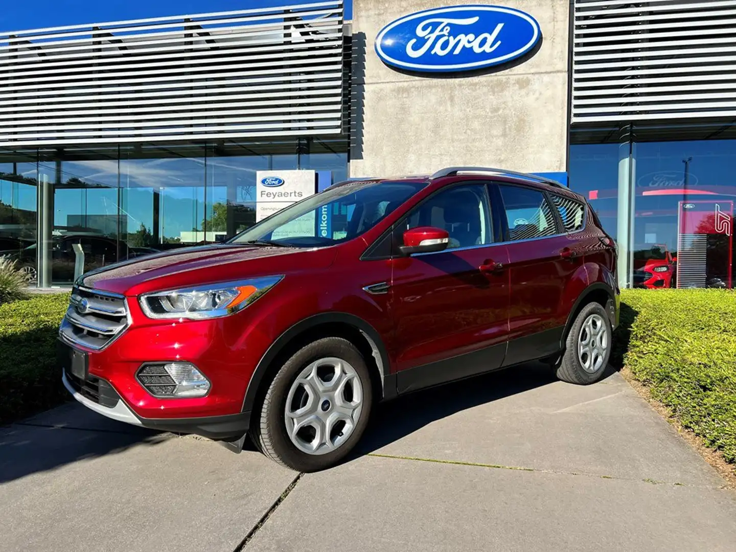Ford Kuga Business Class 1.5i EcoBoost met 150 PK! - 1