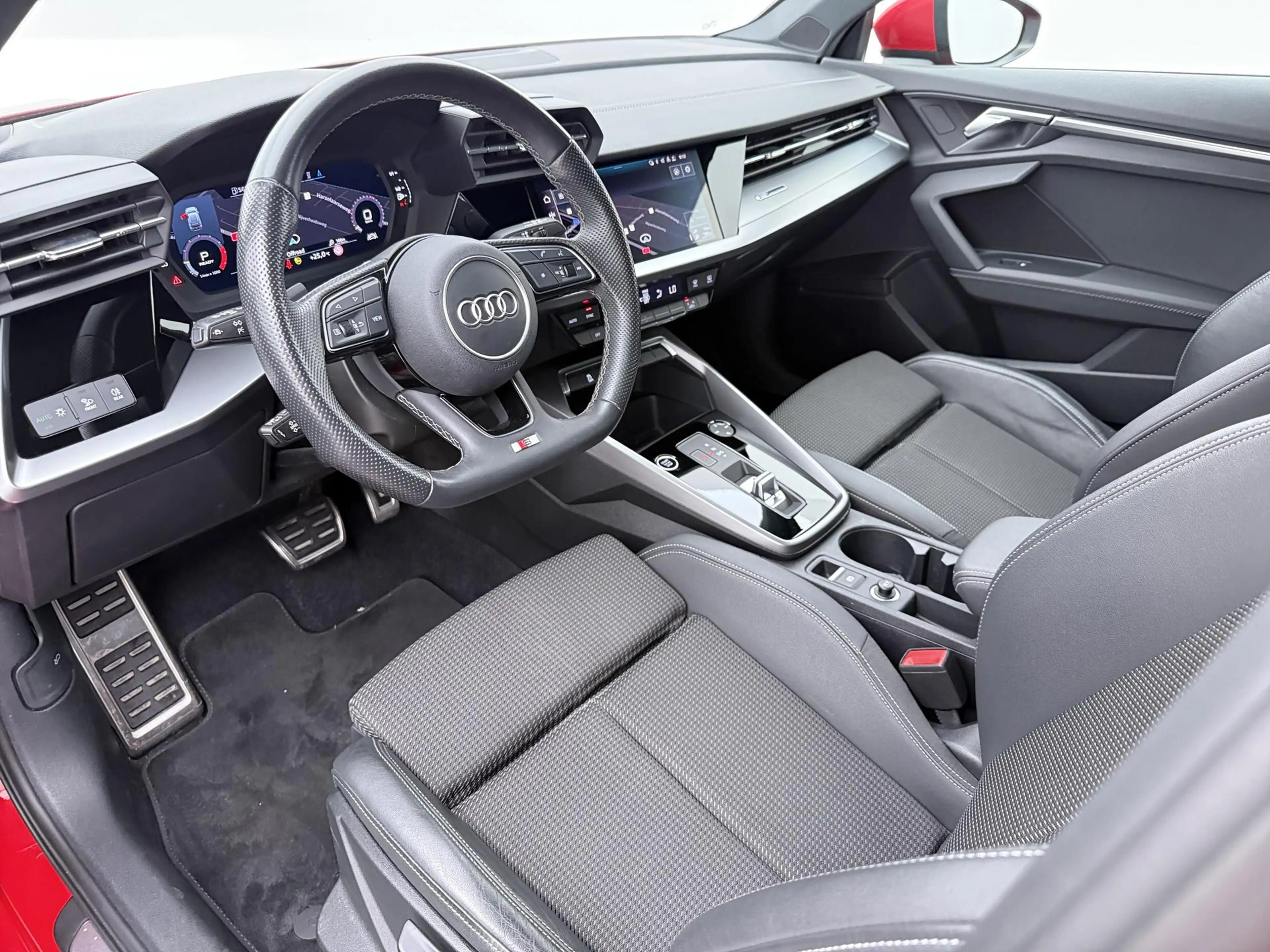 Audi A3 Sportback 35 TFSI S edition | Navigatie | Trekhaak — photo 3