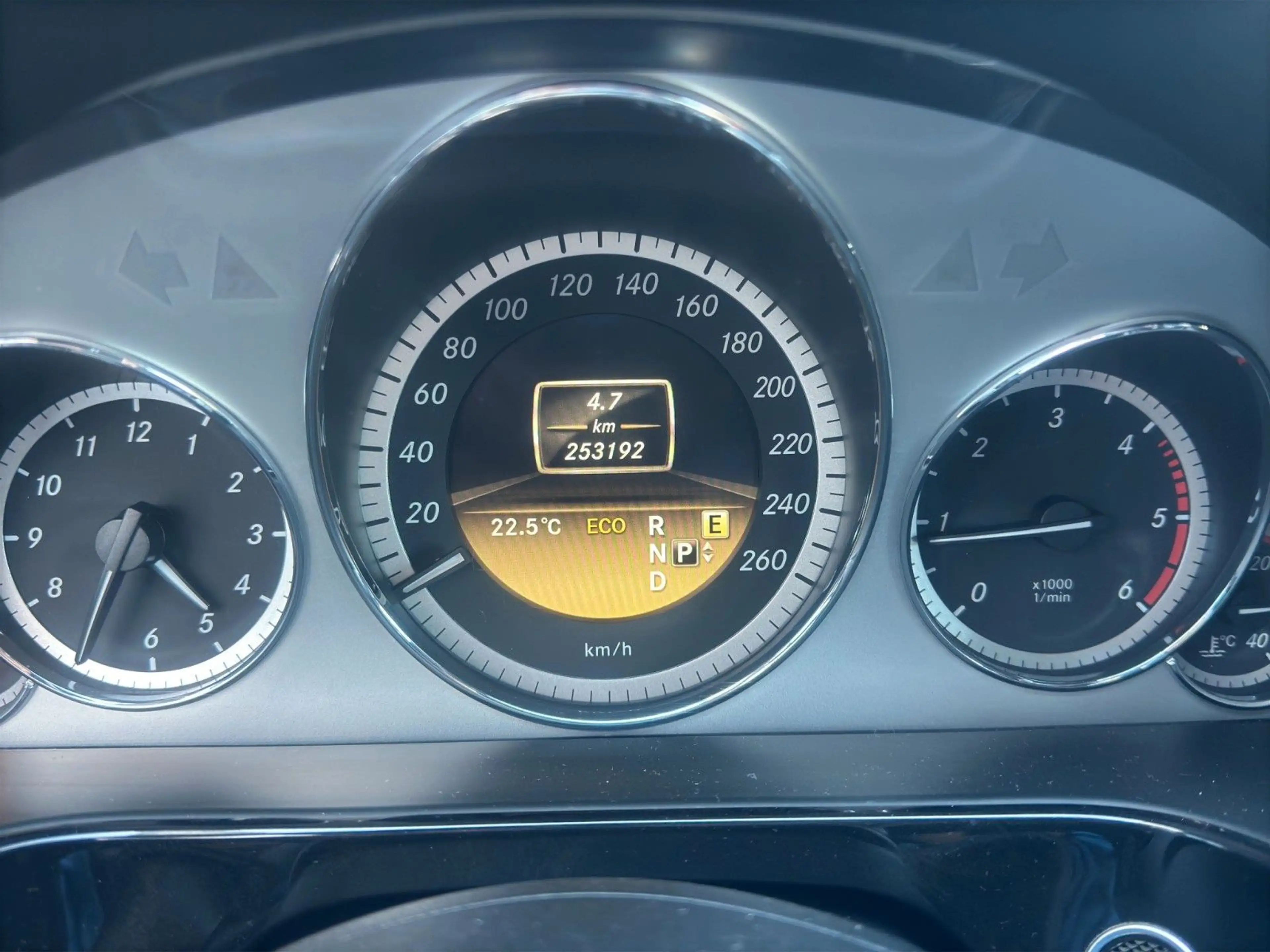 Mercedes-Benz E 220 *Kombi*AMG Line*Automatik* — photo 14