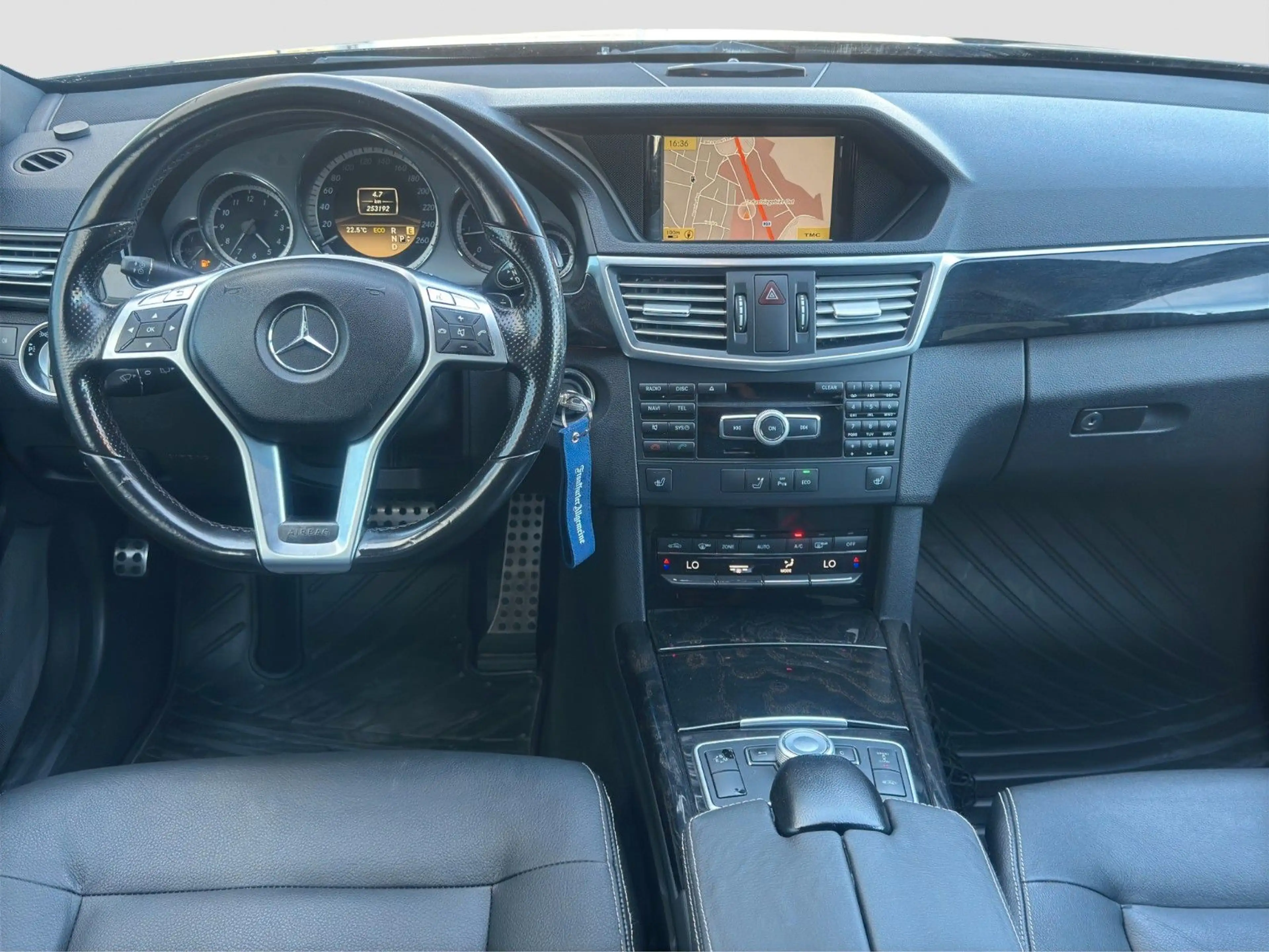 Mercedes-Benz E 220 *Kombi*AMG Line*Automatik* — photo 15
