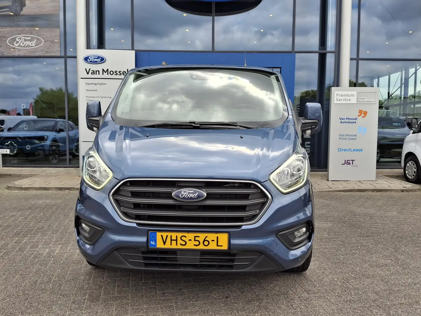 Ford Transit Custom 300 2.0 TDCI L2H1 Limited Aut. | Camera | Verwarmb - 2