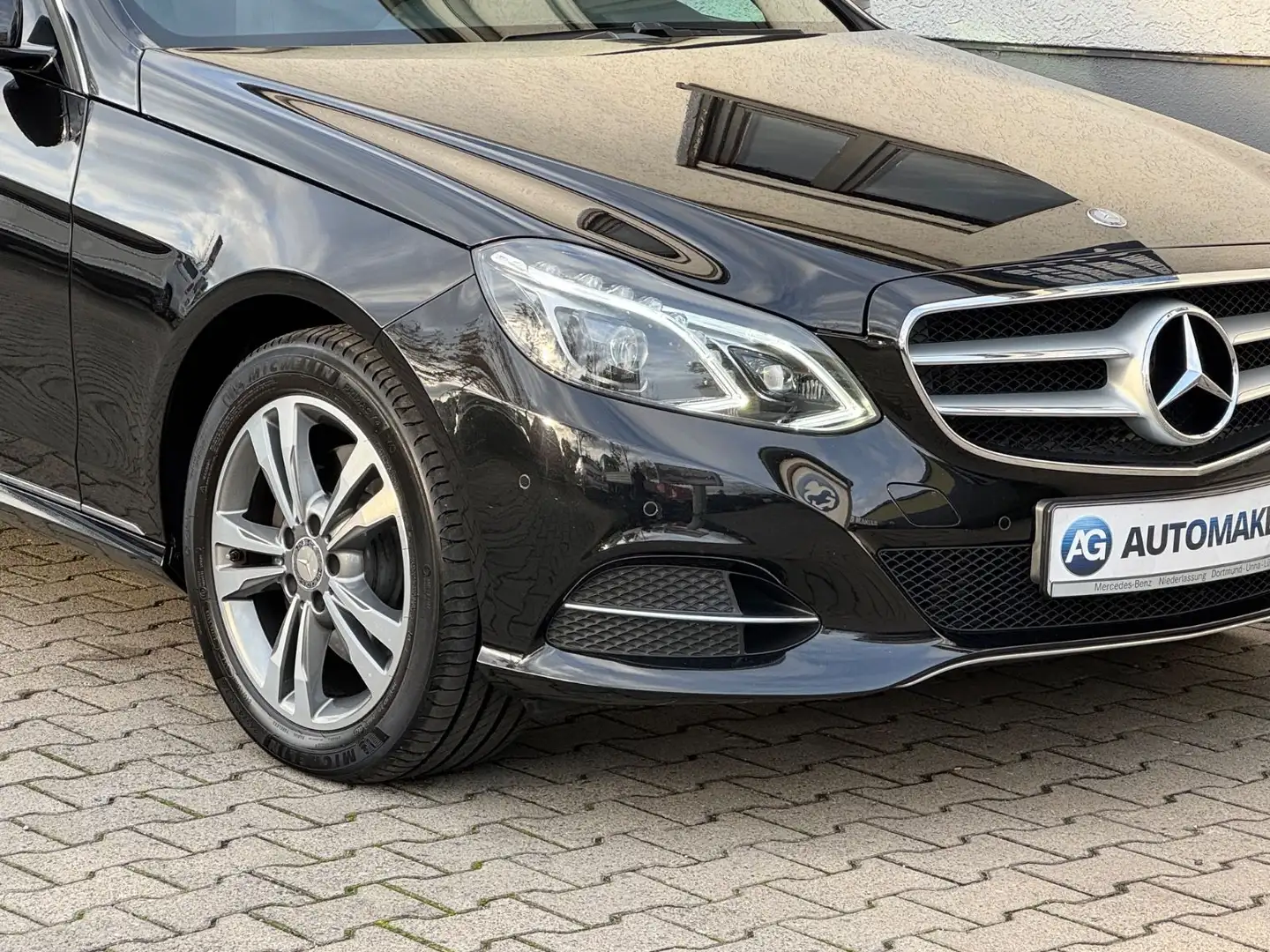 Mercedes-Benz E 300 BT Avantgarde H&K. Leder Shd. LED 9G. Nero - 2