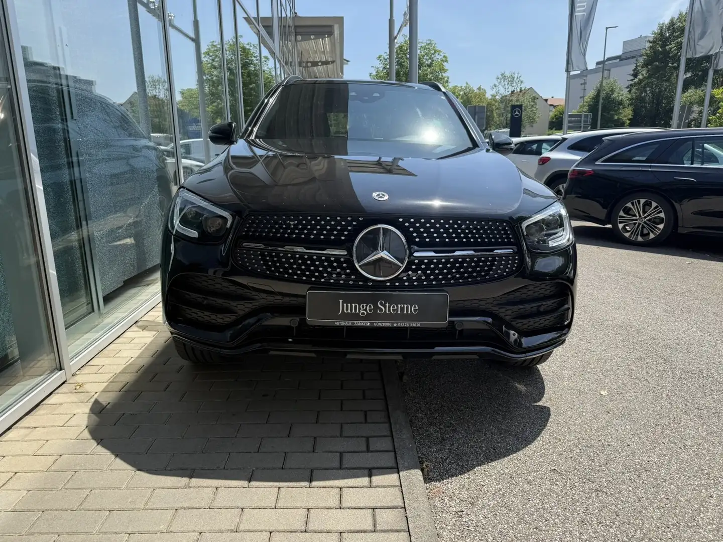 Mercedes-Benz GLC 300 GLC 300 de 4M AMG*PANO*CAM*DISTRONIC*AHK*LED* Noir - 2
