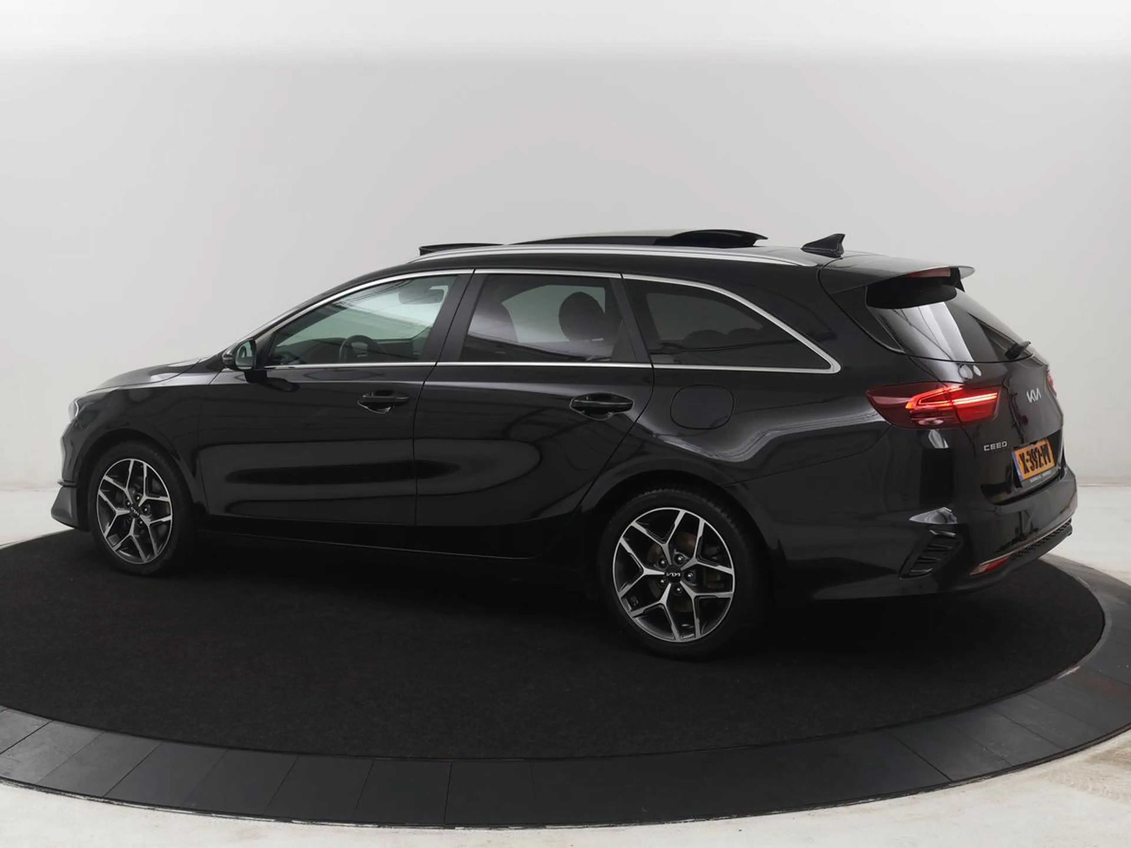 Kia Ceed SW / cee'd SW Sportswagon 1.0 T-GDi ExecutiveLine | Pano.Dak | C — photo 2