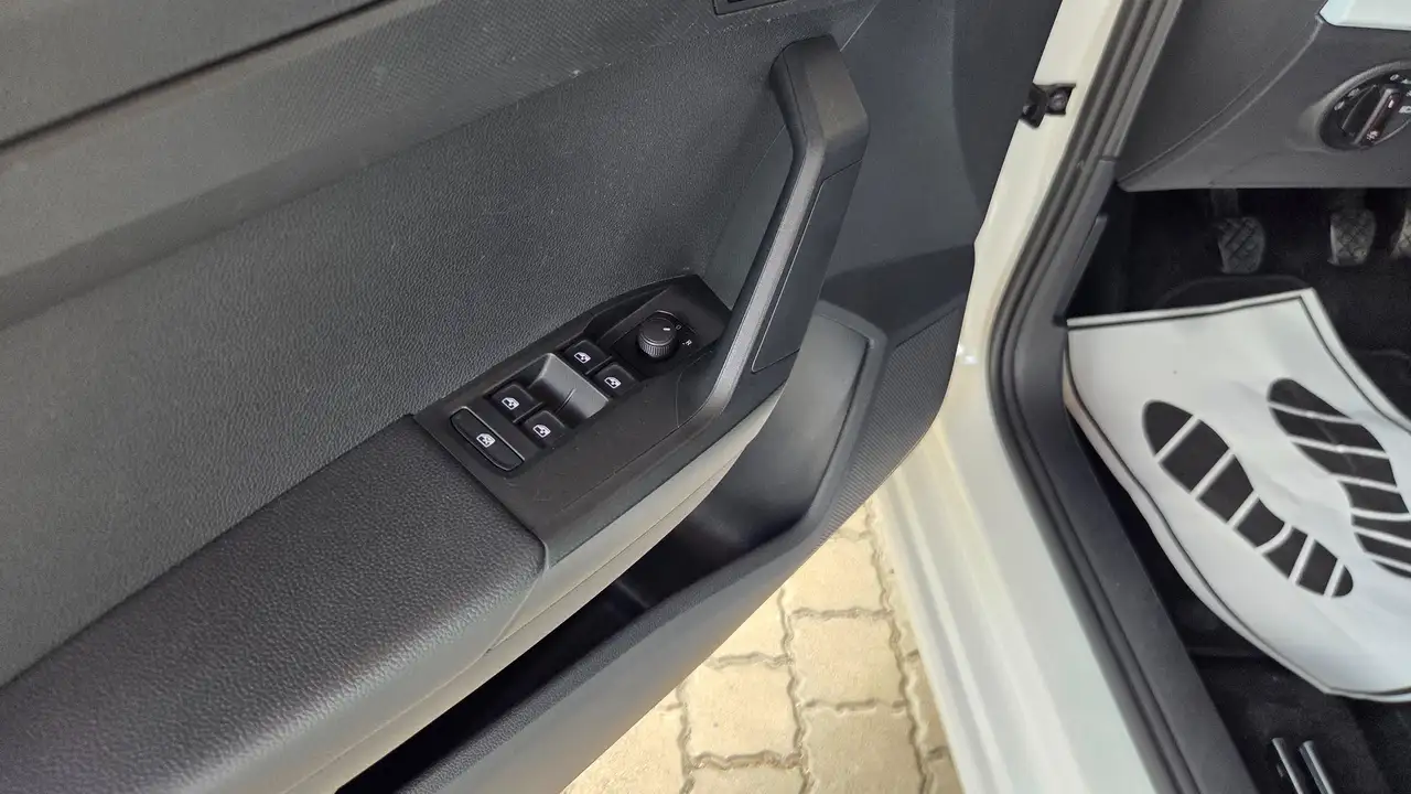 SEAT Ibiza Style*LED-SCHEINWERFER/PDC/TEMP/FREISPRECH/APPLE/*, миниатюра 21