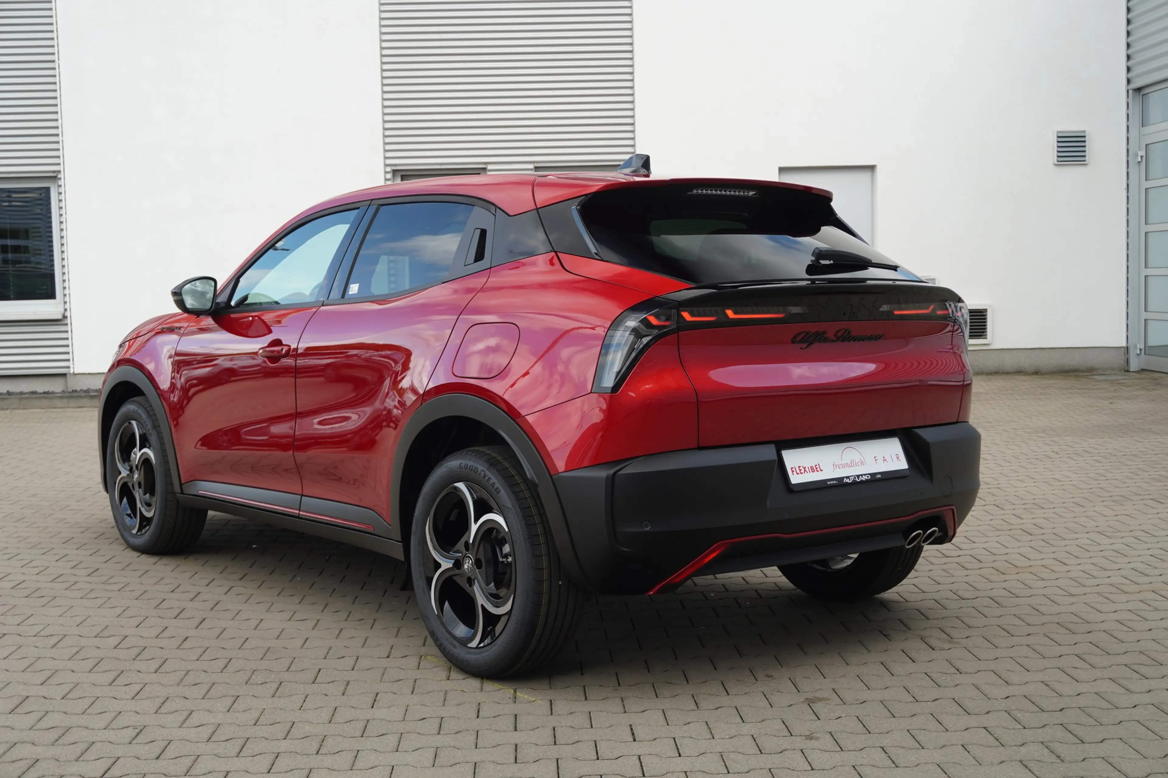 Alfa Romeo Junior Ibrida Speciale 1.2 VGT LED ACC Navi — photo 8