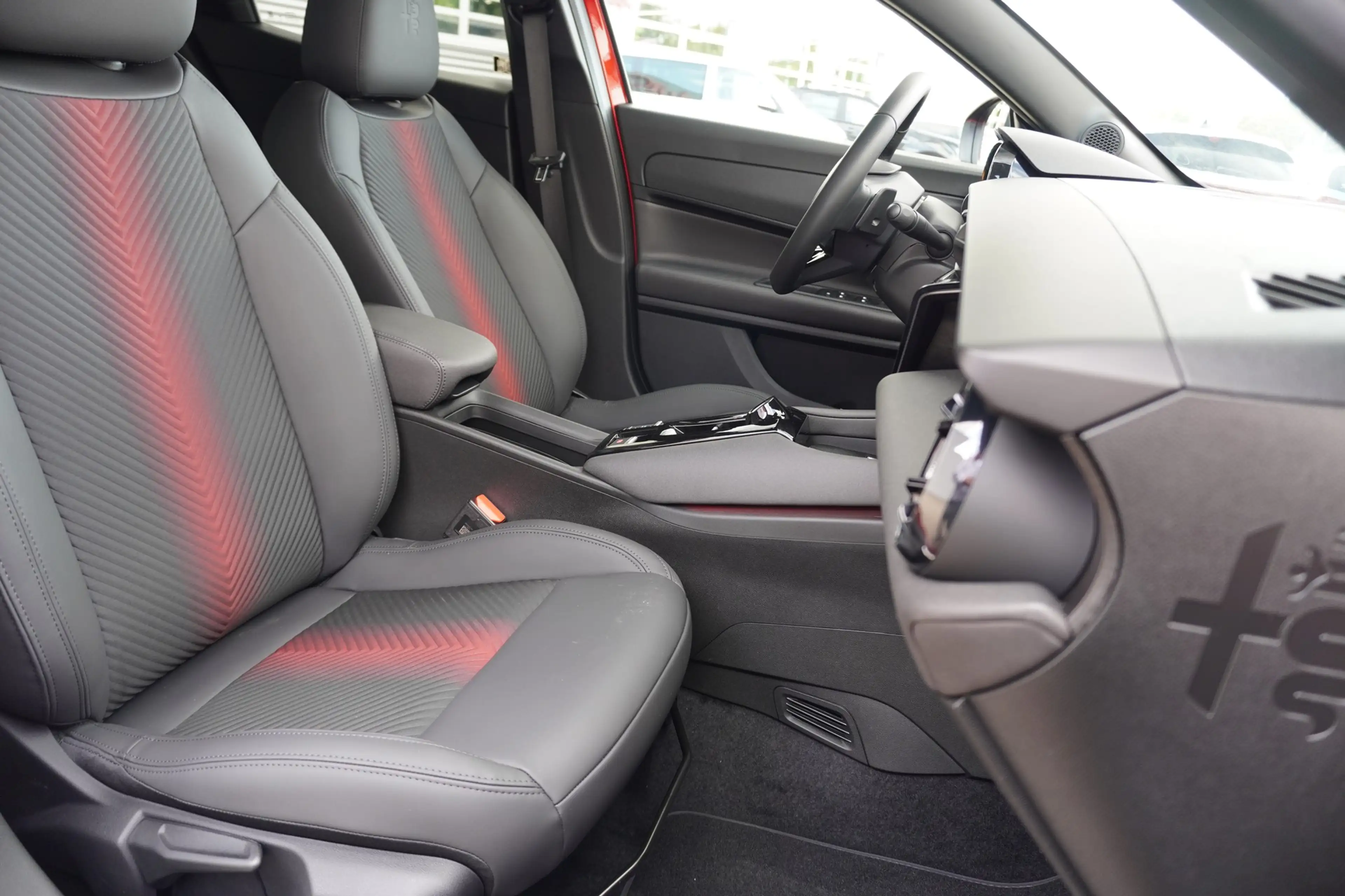 Alfa Romeo Junior Ibrida Speciale 1.2 VGT LED ACC Navi — photo 12