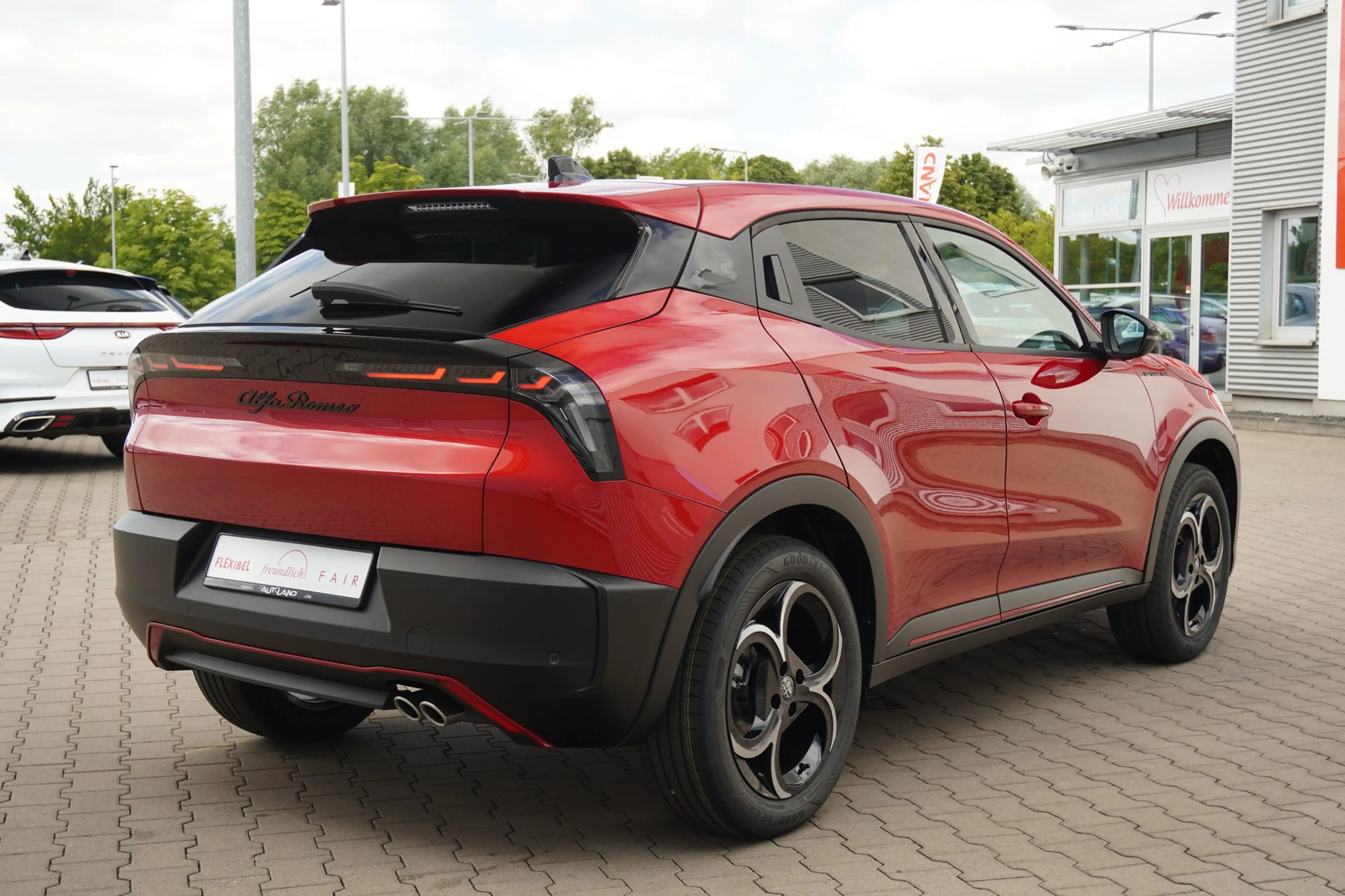 Alfa Romeo Junior Ibrida Speciale 1.2 VGT LED ACC Navi — photo 6