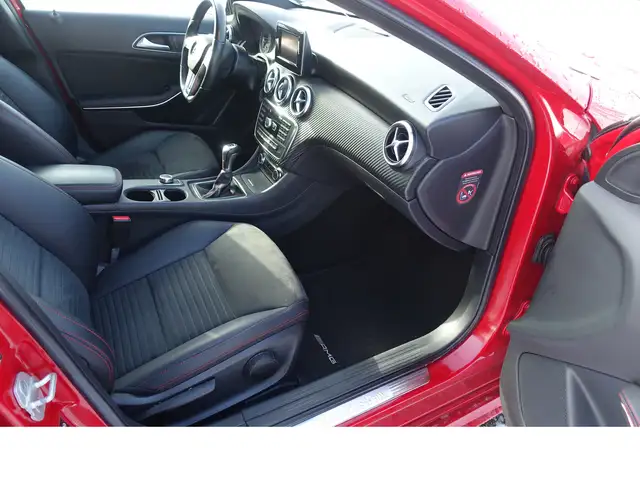 Mercedes-Benz A-Class view 23