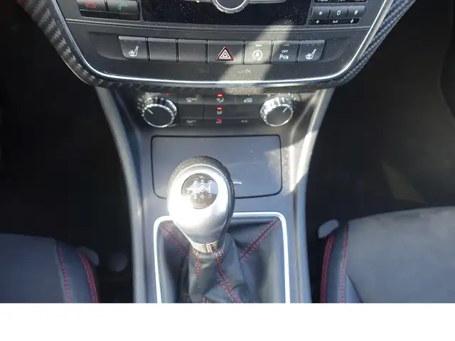 Mercedes-Benz A Class view 14