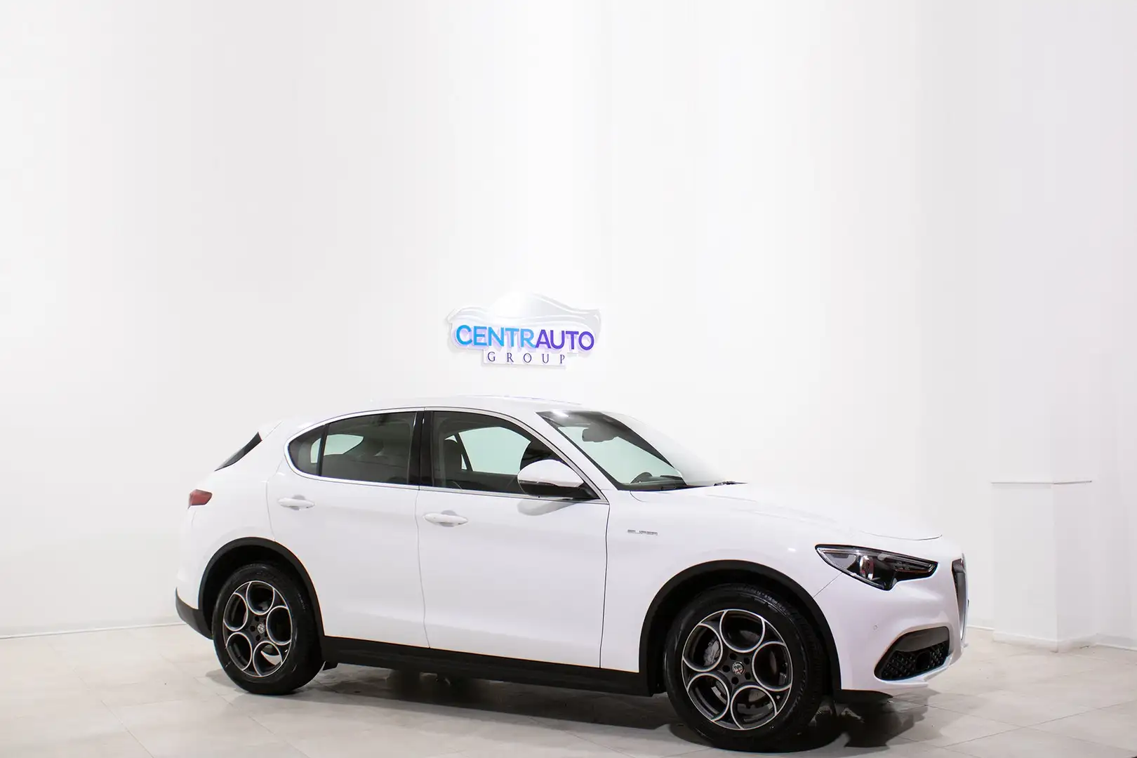 Alfa Romeo Stelvio 2.2 T.D 190cv AT8 RWD EXECUTIVE *PELLE, CERCHI 19* Blanc - 2