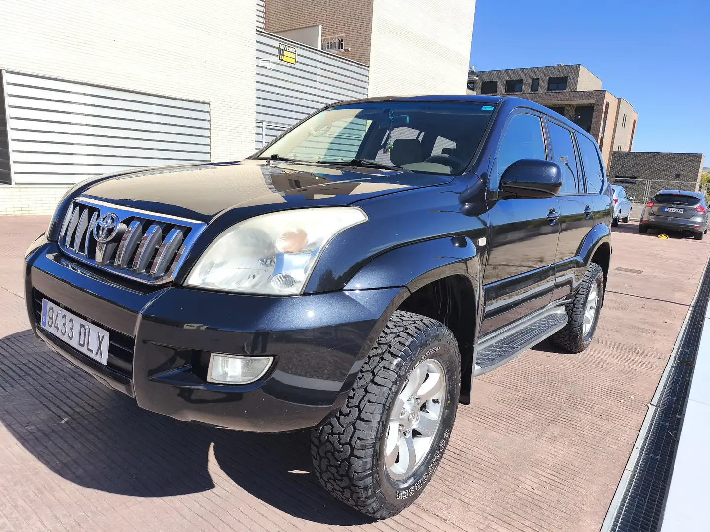 Toyota Land Cruiser 3.0D-4D VX - 2