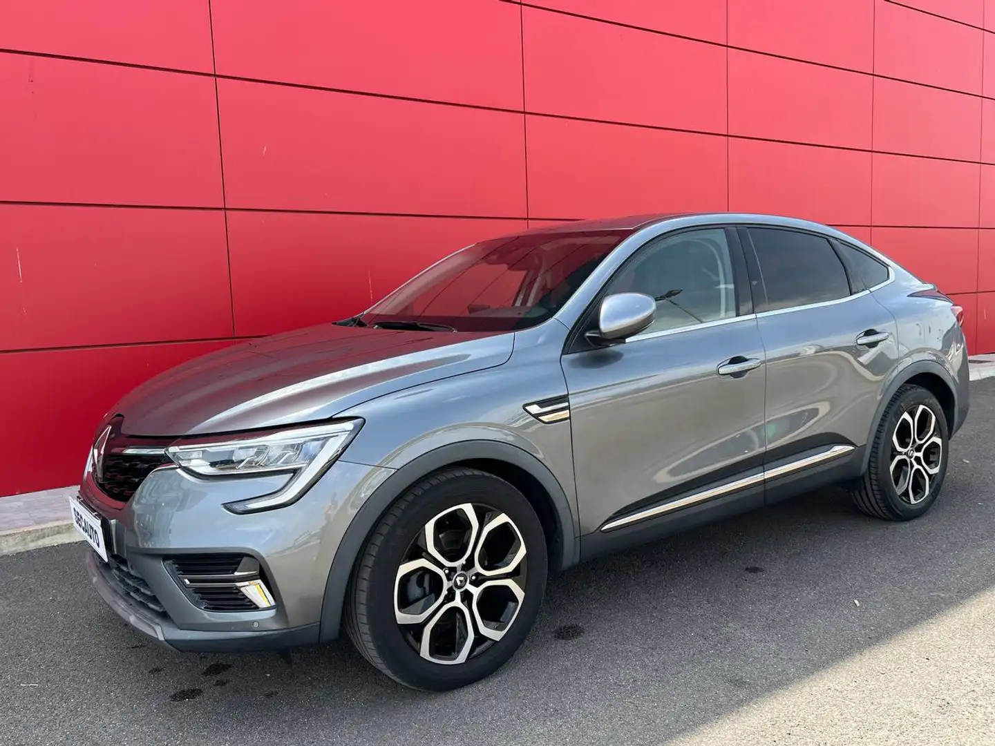 Renault Arkana 1.6 E-Tech full hybrid E-Tech Engineered Grigio - 2