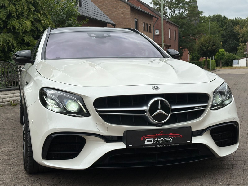 Mercedes-Benz E 63 AMG E 63 S AMG 4Matic T-Model/AMG PERFORM/612PS/PANO — photo 12