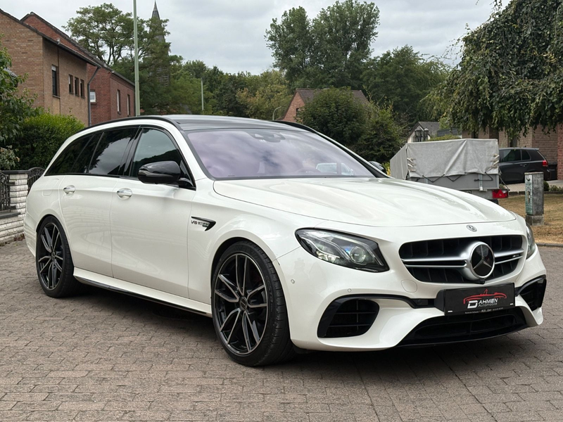 Mercedes-Benz E 63 AMG E 63 S AMG 4Matic T-Model/AMG PERFORM/612PS/PANO — photo 11