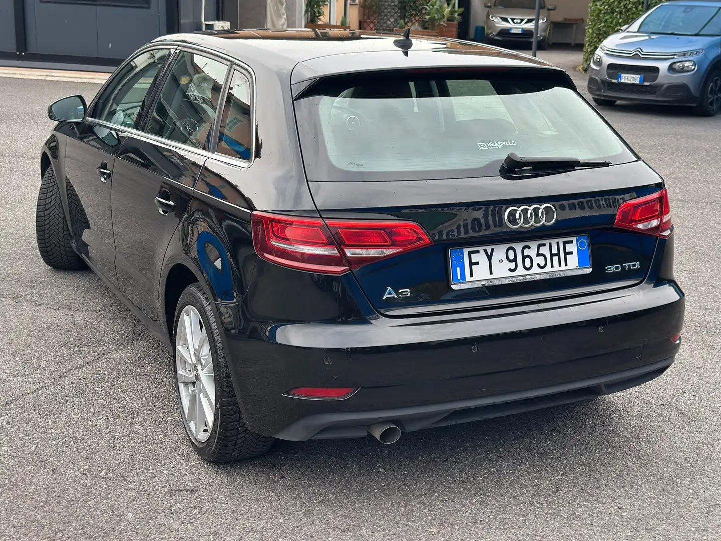Audi A3 Sportback 30 1.6 tdi Design 116cv s-tronic Schwarz - 2