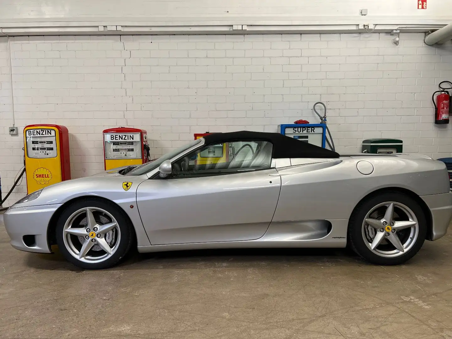 Ferrari 360 Spider F1 Plateado - 2