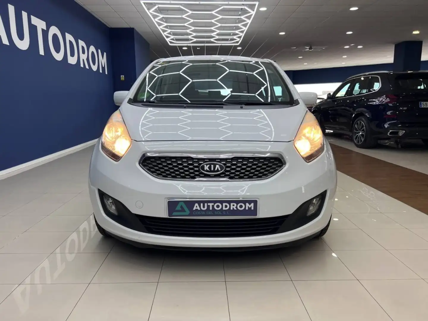 Kia Venga 1.4 CVVT Concept Blanco - 2