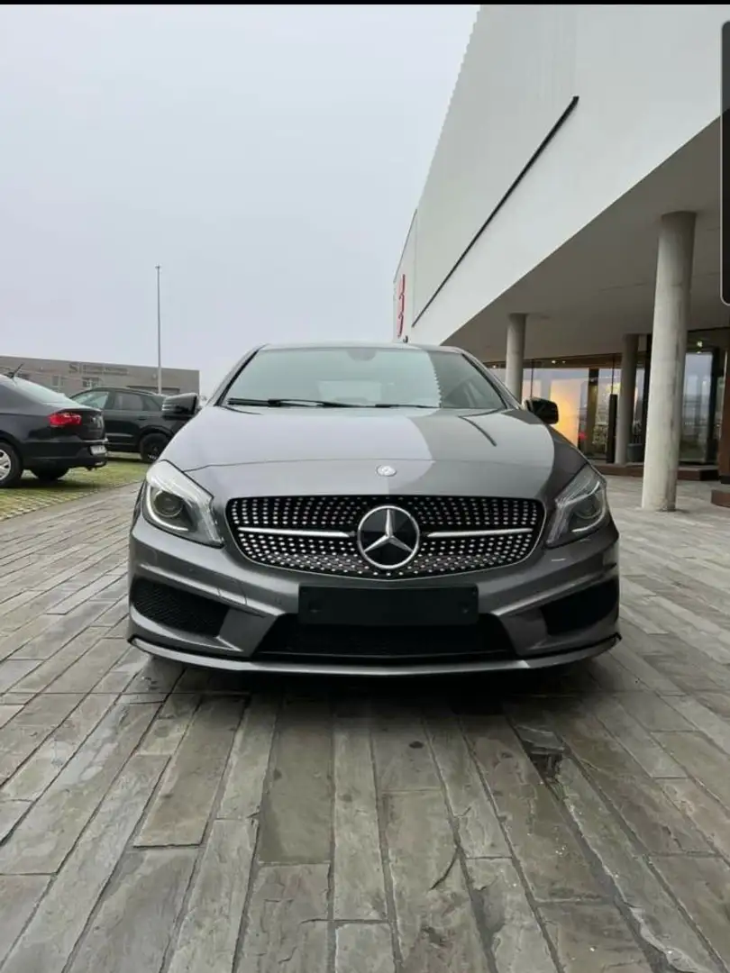 Mercedes-Benz 180 - 2