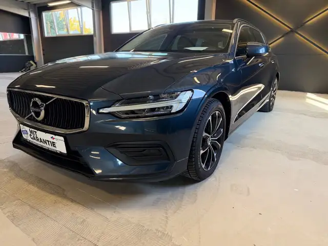 Volvo V60 Kombi Momentum Pro Core*1.Hand*Lenkrad Heizu