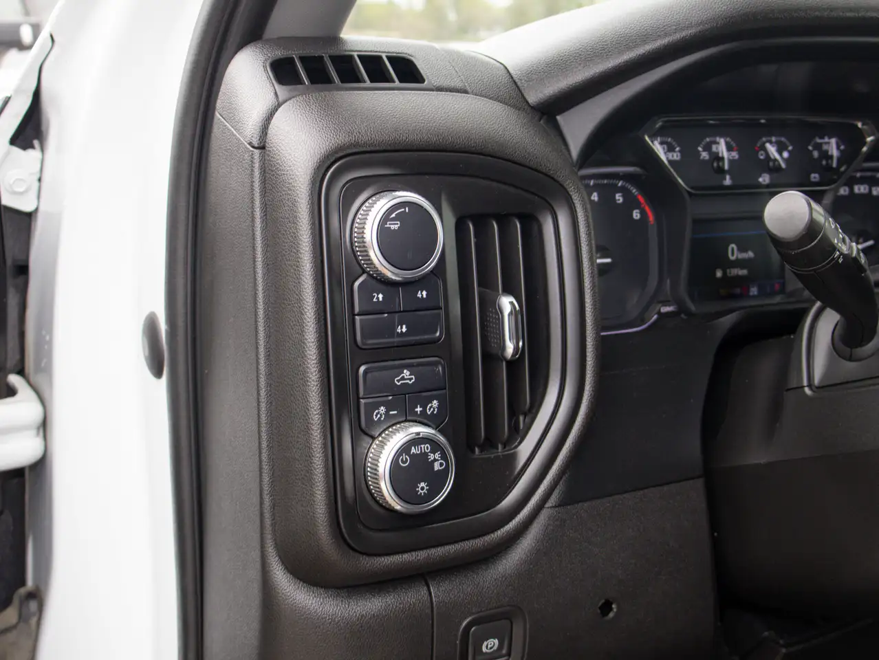 GMC Sierra 2500HD снимка GMC Sierra 2500HD